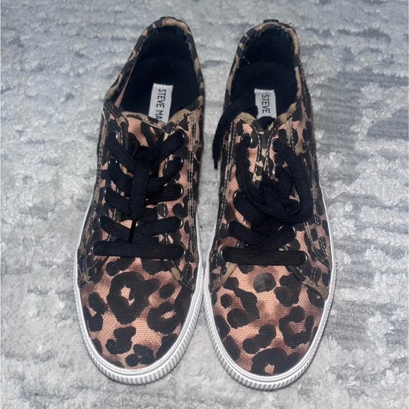 Steve Madden Animal Print Sneakers with Black Accents - Picture 1 of 5